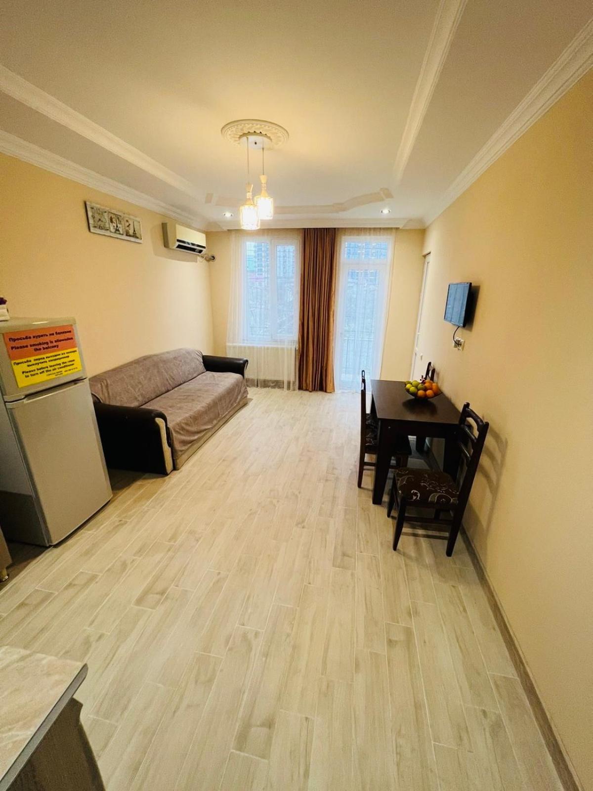 Aparthotel My Home Batumi Eksteriør bilde