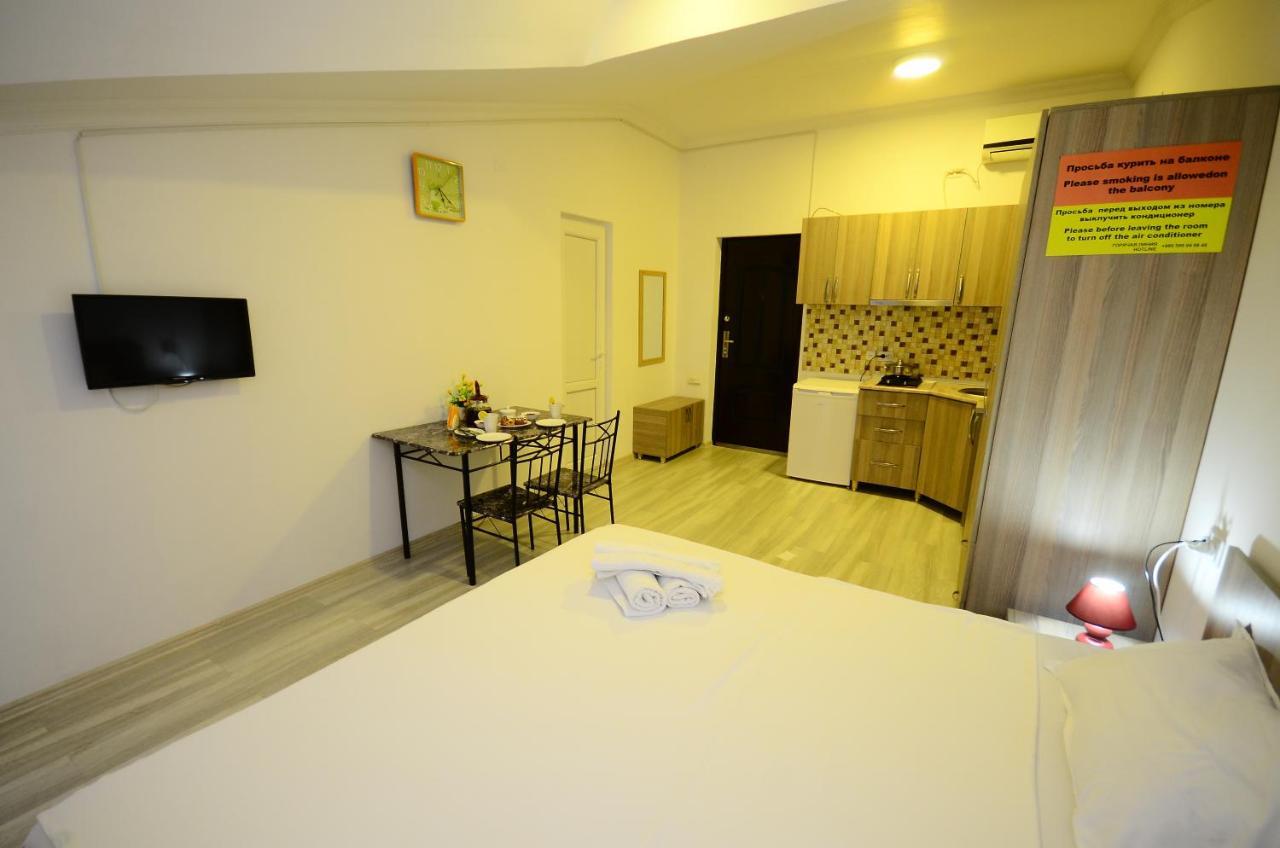Aparthotel My Home Batumi Eksteriør bilde