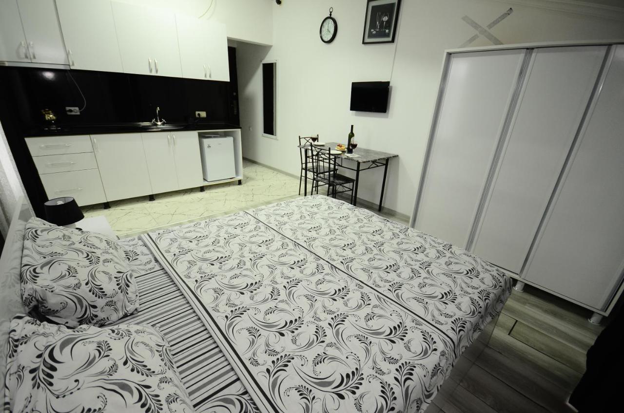 Aparthotel My Home Batumi Eksteriør bilde