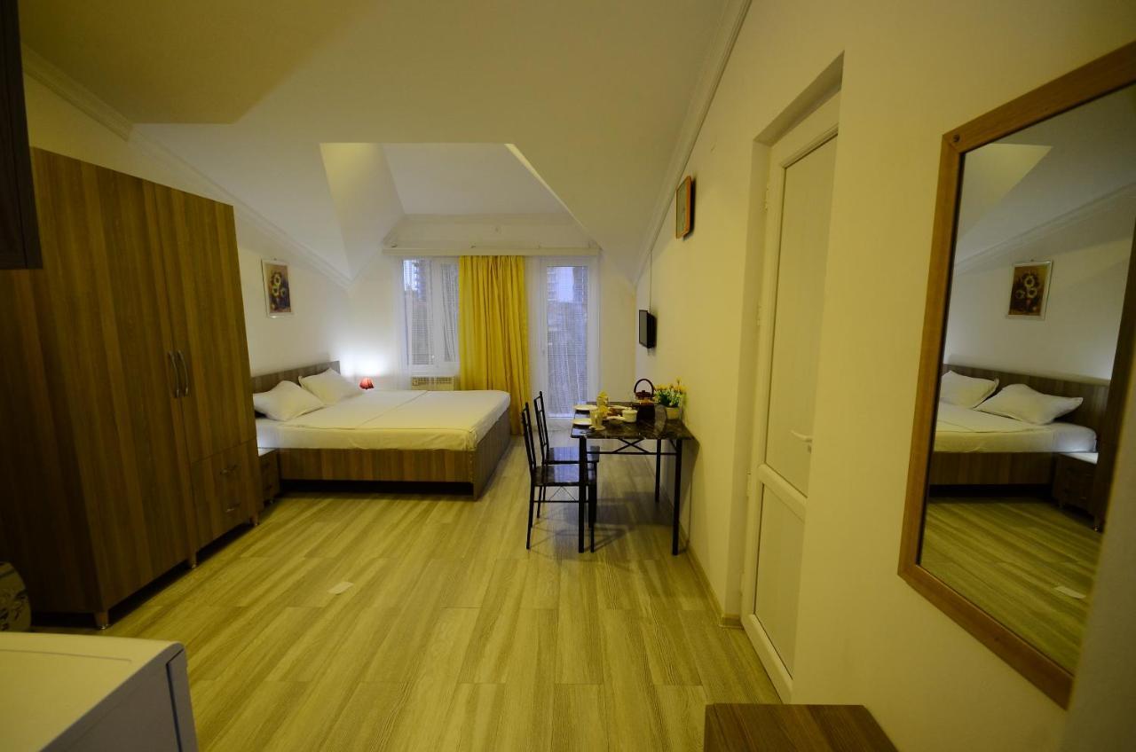 Aparthotel My Home Batumi Eksteriør bilde
