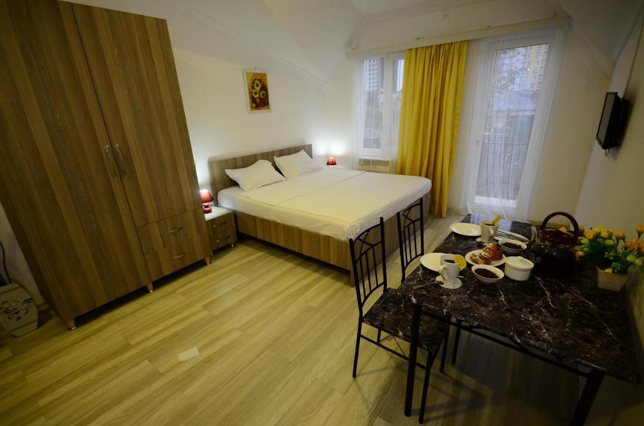 Aparthotel My Home Batumi Eksteriør bilde