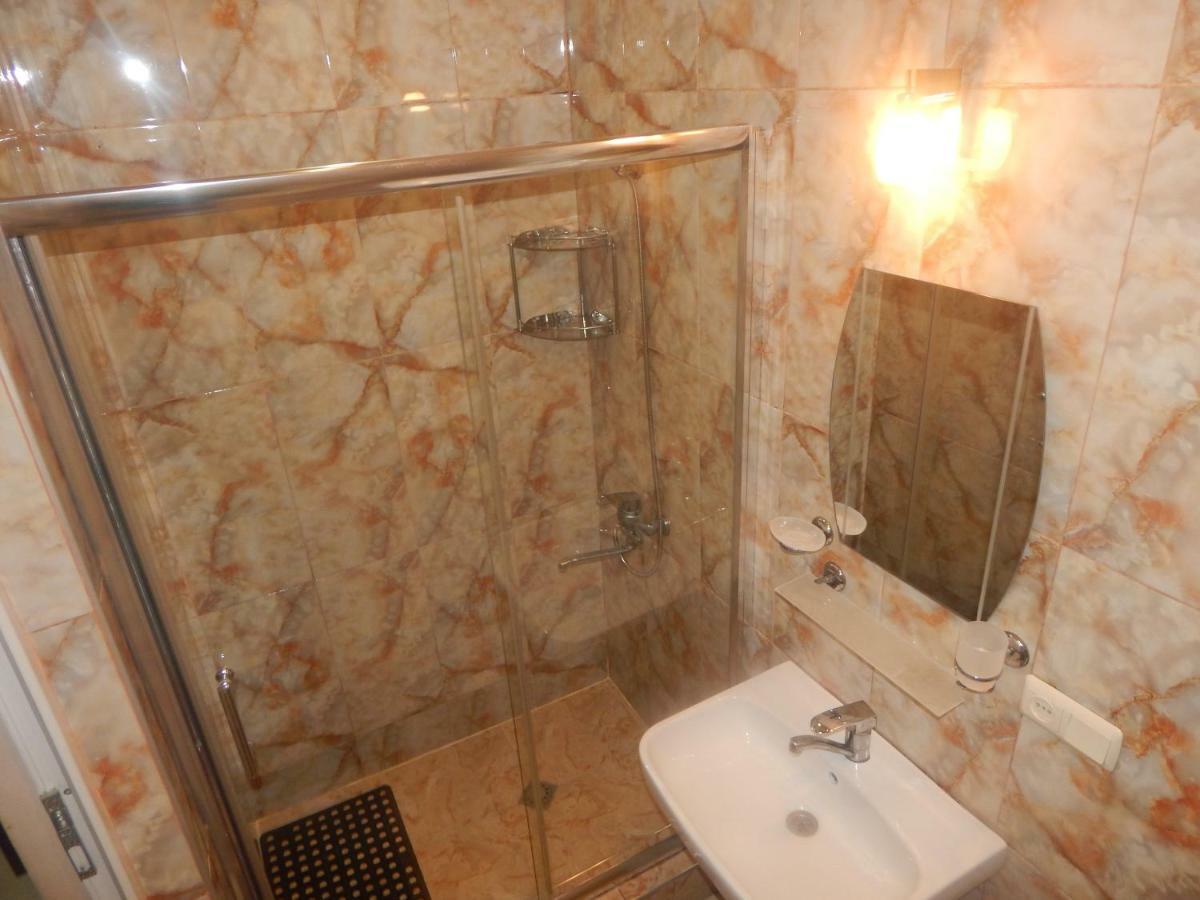 Aparthotel My Home Batumi Eksteriør bilde